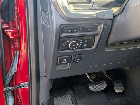 Used 2022 Ford F150 Lariat w/ Equipment Group 502A High image 16