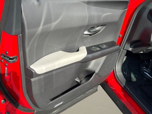 New 2025 Lexus UX 300h FWD image 22