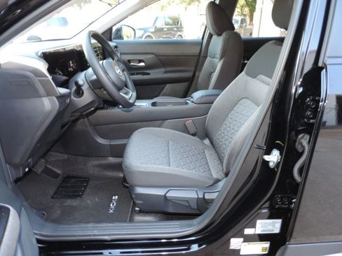 New 2026 Nissan Kicks SV w/ Illumination Package image 14