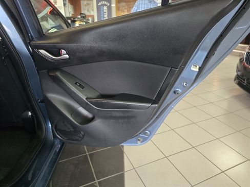 Used 2014 MAZDA MAZDA3 i Touring FWD image 15
