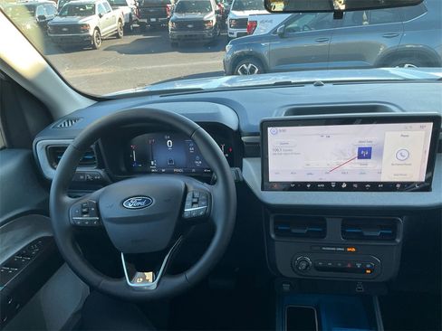New 2025 Ford Maverick XLT w/ XLT Luxury Package image 24
