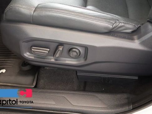 Used 2022 Toyota Tundra Limited AWD/4WD image 12