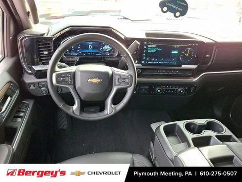 Certified 2025 Chevrolet Silverado 2500 LT w/ Leather Package image 14