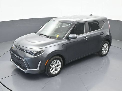 Used 2024 Kia Soul S FWD image 49