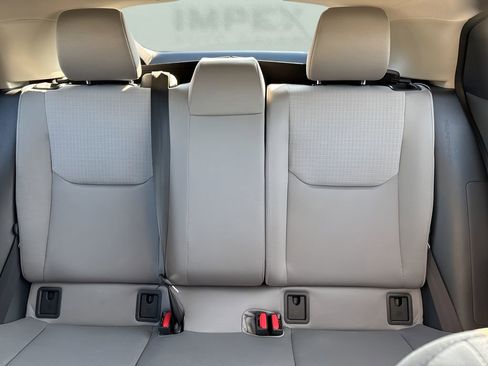 Used 2024 Toyota Prius LE image 10