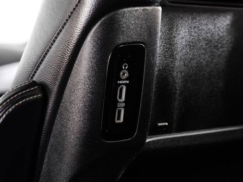 Used 2018 Chrysler Pacifica Touring-L Plus w/ Advanced Safetytec Group FWD image 53