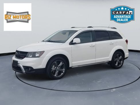 Used 2015 Dodge Journey Crossroad w/ Flexible Seating Group FWD image 1
