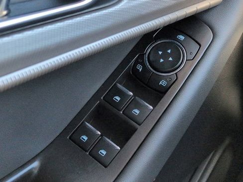 Used 2025 Ford Explorer Active RWD image 22