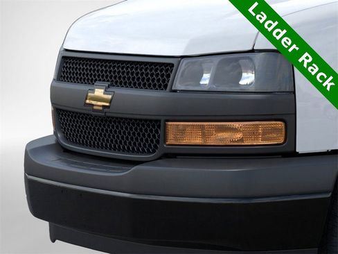 New 2025 Chevrolet Express 2500 image 13