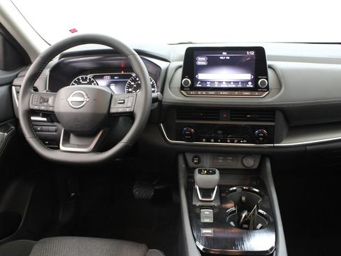 New 2026 Nissan Rogue SV image 9