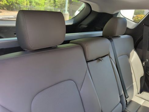 Used 2017 Hyundai Santa Fe Sport image 23