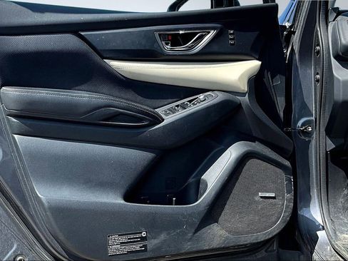Used 2019 Subaru Ascent Limited AWD/4WD image 17
