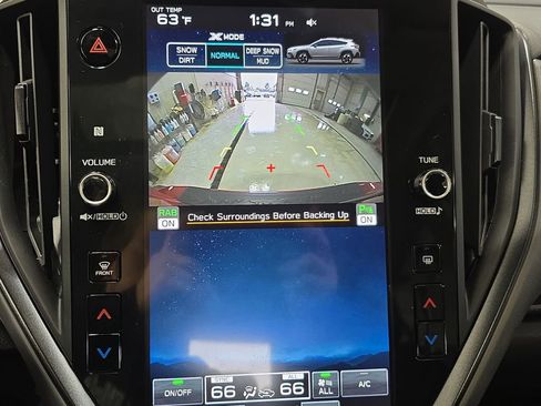 Used 2024 Subaru Crosstrek 2.5i Limited w/ Crosstrek Mirror Package image 25