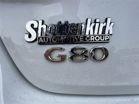 Used 2018 Genesis G80 3.8 image 33
