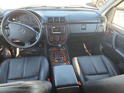 Used 2002 Mercedes-Benz ML 320 4MATIC image 17
