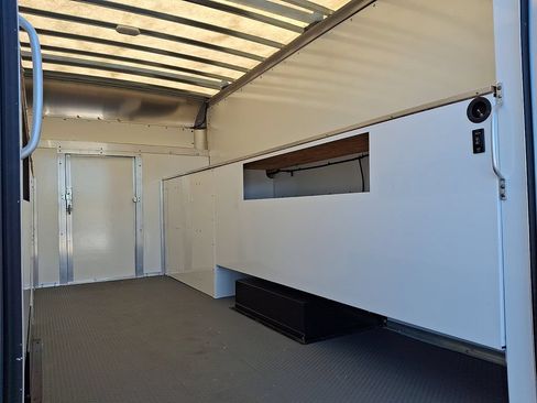 Used 2022 Chevrolet Express 3500 w/ Power Convenience Package RWD image 27