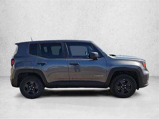 Used 2019 Jeep Renegade Sport video 4