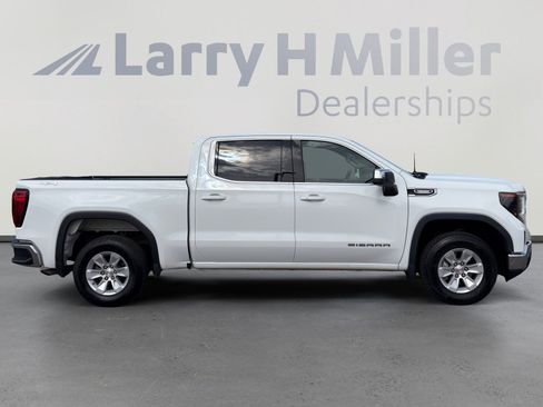 Used 2024 GMC Sierra 1500 SLE AWD/4WD image 7