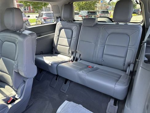 Used 2019 Lincoln Navigator Reserve AWD/4WD image 28