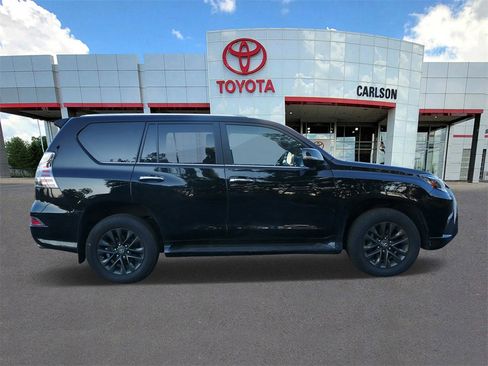 Used 2023 Lexus GX 460 Premium w/ Premium Plus Package image 4