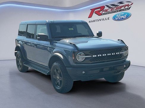 New 2025 Ford Bronco Outer Banks image 6