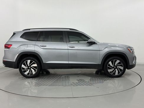Used 2026 Volkswagen Atlas SE AWD/4WD image 8