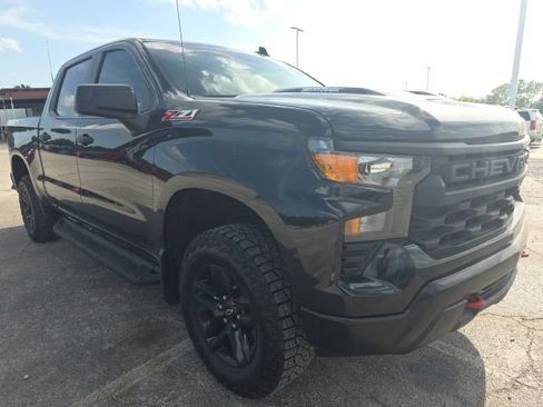 Used 2024 Chevrolet Silverado 1500 Custom Trail Boss AWD/4WD image 1