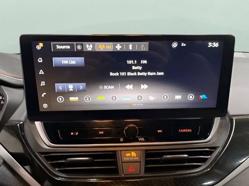 Certified 2024 Nissan Altima 2.5 SR w/ SR Premium Package AWD/4WD image 20