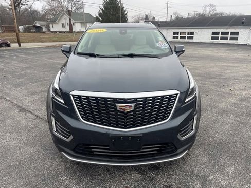 Used 2020 Cadillac XT5 Premium Luxury image 2