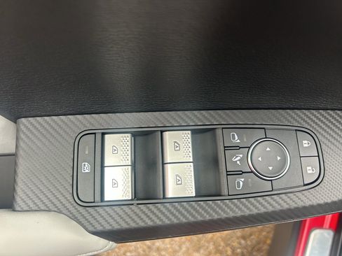 New 2026 Mitsubishi Outlander SE FWD image 13