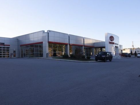 Used 2024 GMC Sierra 1500 SLT w/ SLT Premium Plus Package image 15