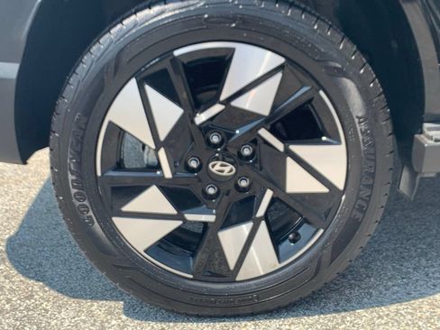 Used 2025 Hyundai Kona SEL AWD/4WD image 25