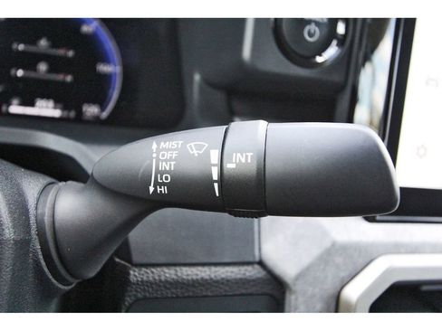 Used 2025 Toyota Tacoma Trailhunter image 18