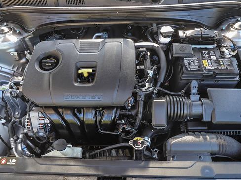 Used 2023 Kia Forte LXS FWD image 25
