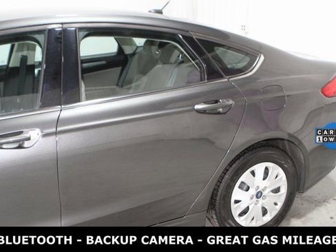 Used 2019 Ford Fusion S image 10