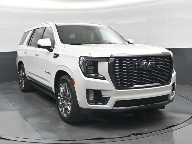 Used 2023 GMC Yukon Denali Ultimate AWD/4WD image 1