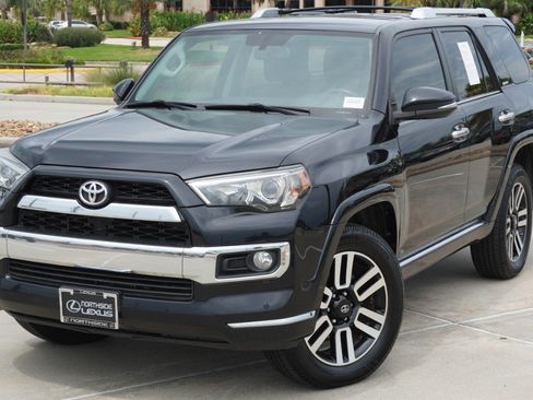 Used 2015 Toyota 4Runner Limited AWD/4WD image 2