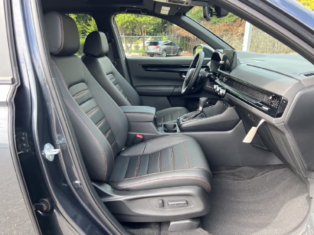 Certified 2026 Honda CR-V Sport Touring image 9