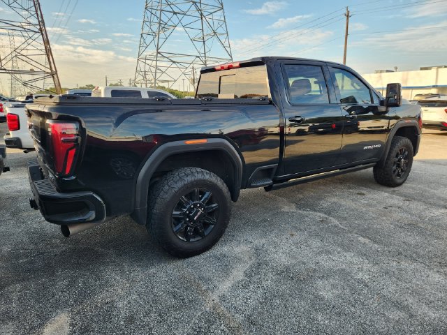 Used 2025 GMC Sierra 2500 AT4 w/ AT4 Premium Plus Package AWD/4WD image 5