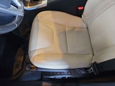 Used 2016 Volvo XC60 T6 w/ Protection Package image 22