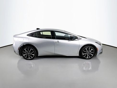 Used 2026 Toyota Prius Plug-In Hybrid w/ Limited Premium Package image 4