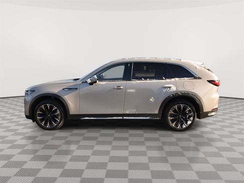 Used 2024 MAZDA CX-90 Plug-In Hybrid w/ Premium Plus image 23