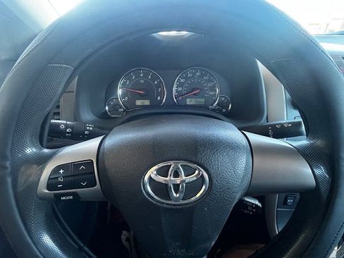 Used 2011 Toyota Corolla S image 15