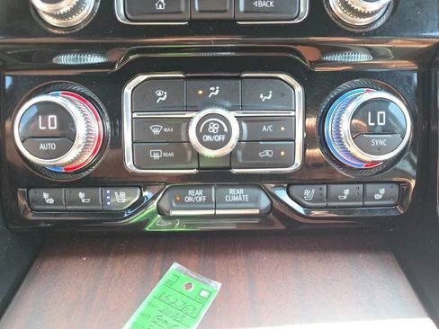 Used 2023 GMC Yukon Denali Ultimate AWD/4WD image 35