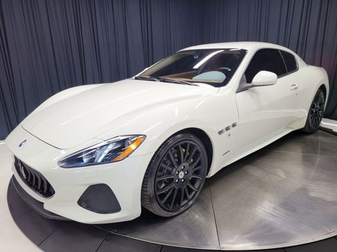 Used 2018 Maserati GranTurismo Sport image 43