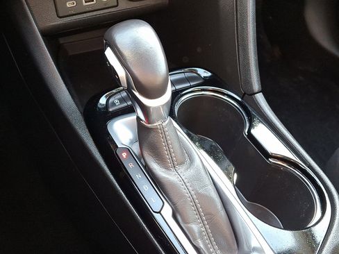 Used 2020 Buick Encore GX Select w/ Experience Buick Package image 15