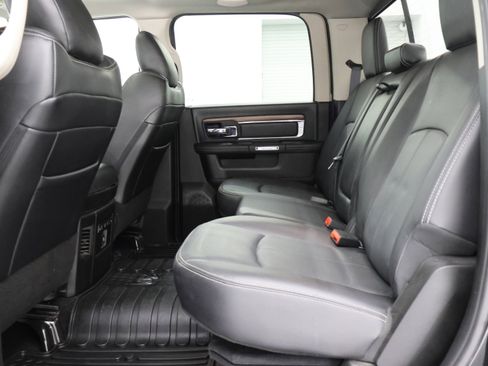 Used 2018 RAM 3500 Laramie image 9