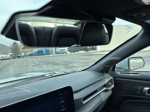 Used 2024 Ford Mustang Premium image 27