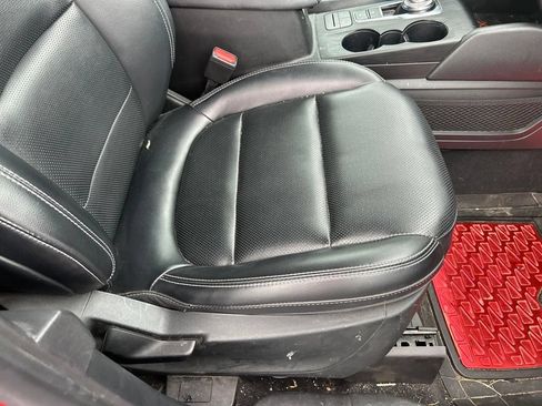 Used 2020 Ford Escape SEL FWD image 31