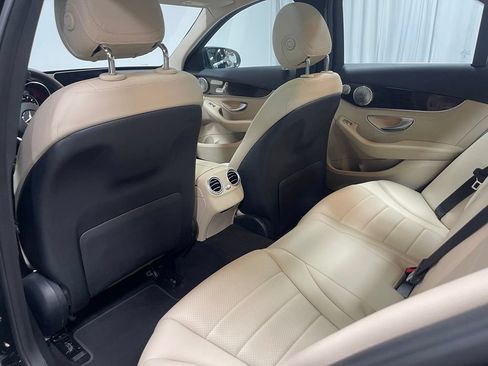 Used 2019 Mercedes-Benz C 300 4MATIC Sedan image 26